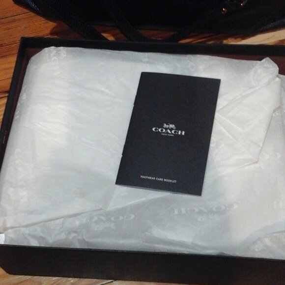 Coach Isabel heels - Picture 3 of 6